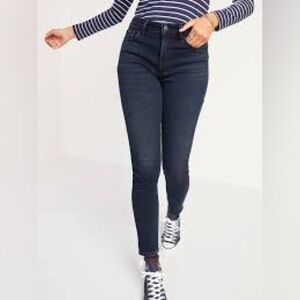 Old Navy High-Waisted Rockstar Built-In Warm Super Skinny Jeans 29 Astrid Wash